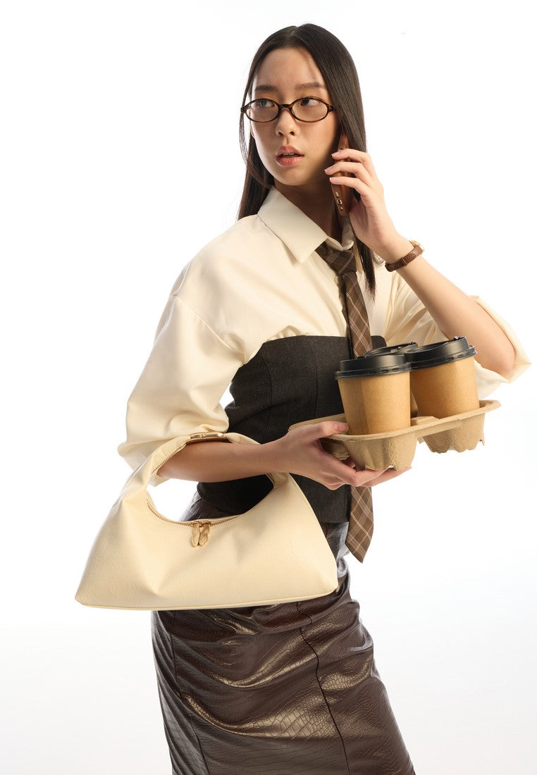 Amber Petite Hobo Bag (Cornsilk)