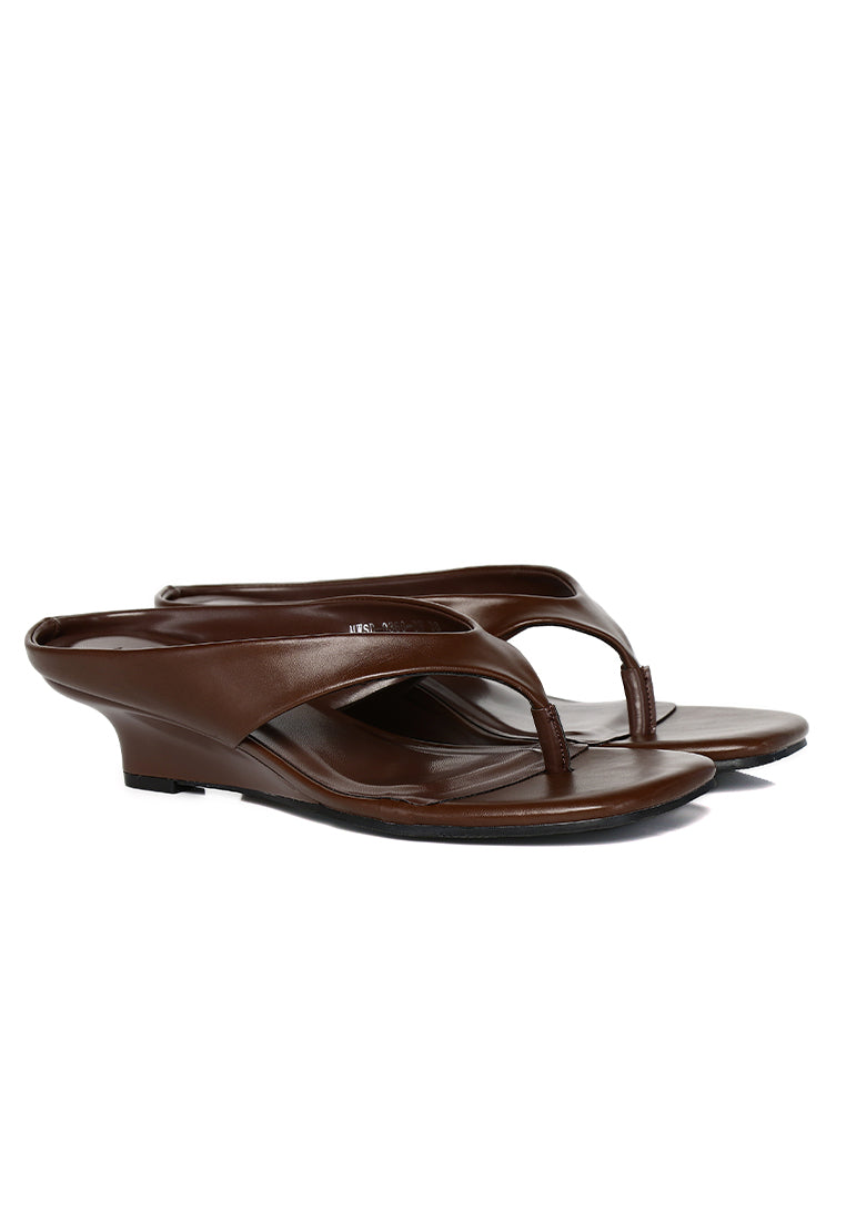 Parker Thong Wedges (Brown)
