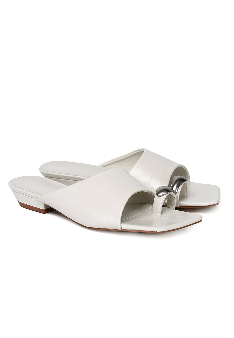 Daniela Toe Ring Heeled Sandals (Off White)