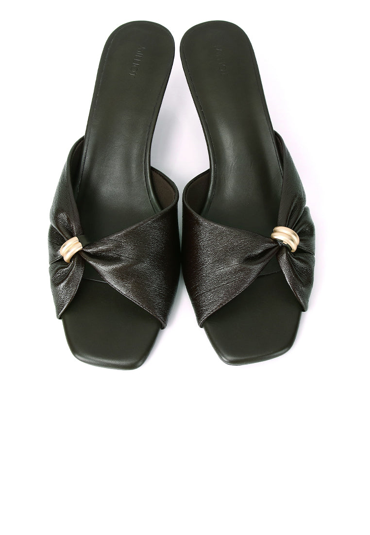 Amora Asymmetric Pleated Kitten Heels (Espresso)