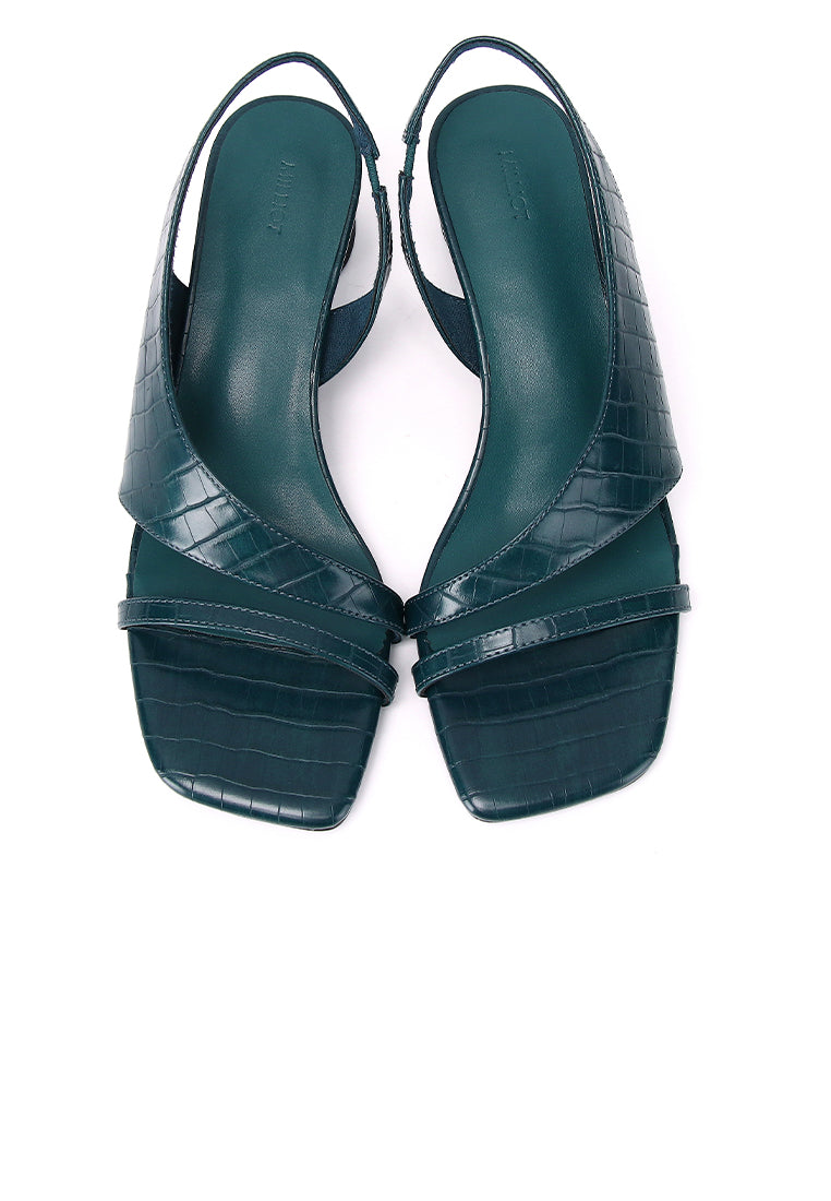 Veneta Slingback Heels (Navy)