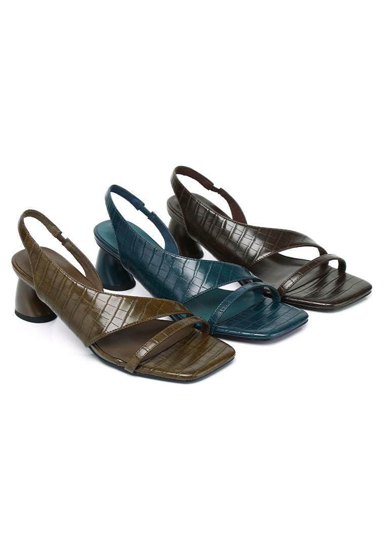 Veneta Slingback Heels (Navy)