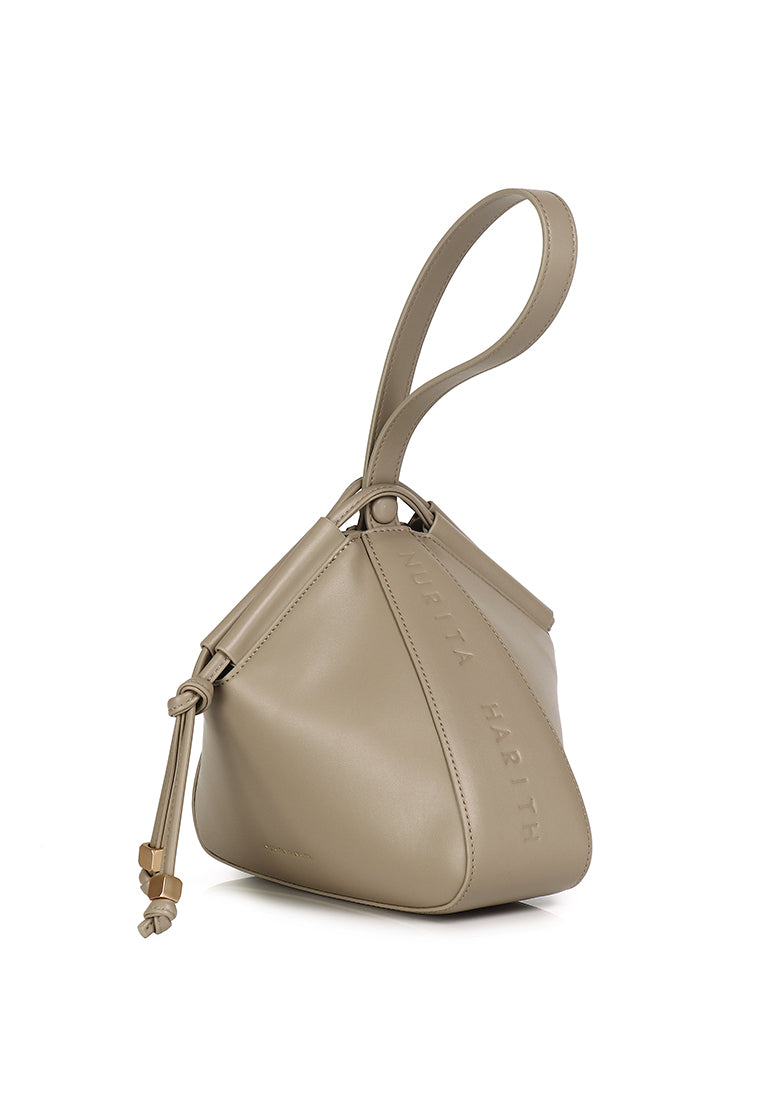 Norna Drawstring Shoulder Bag (Khaki)