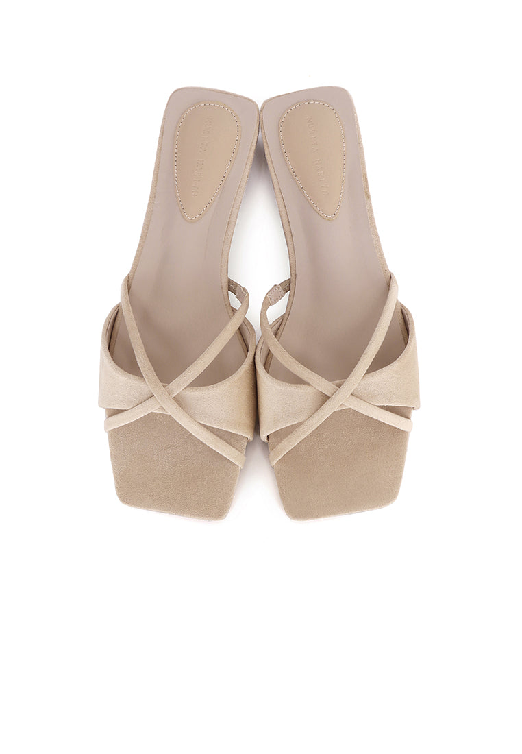 Harleen Crossed Slip Ons Sandals (Nude)