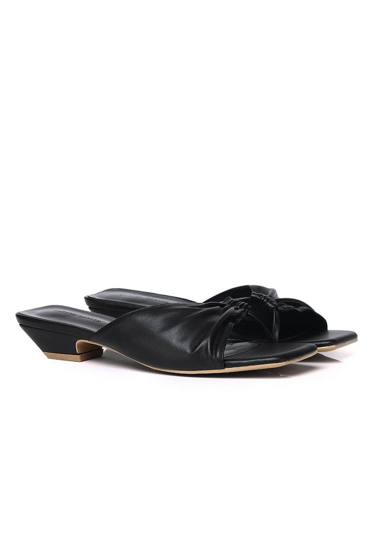Hilya Pleated Square Toe Heels (Black)