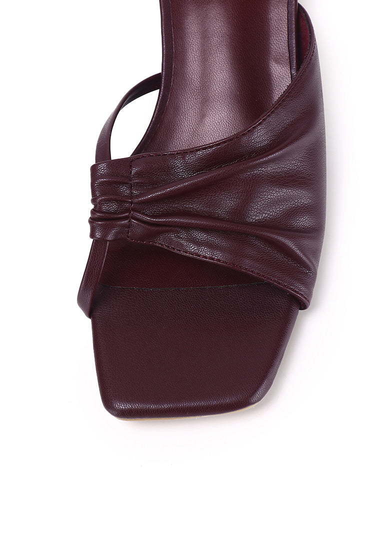 Hilya Pleated Square Toe Heels (Burgundy)