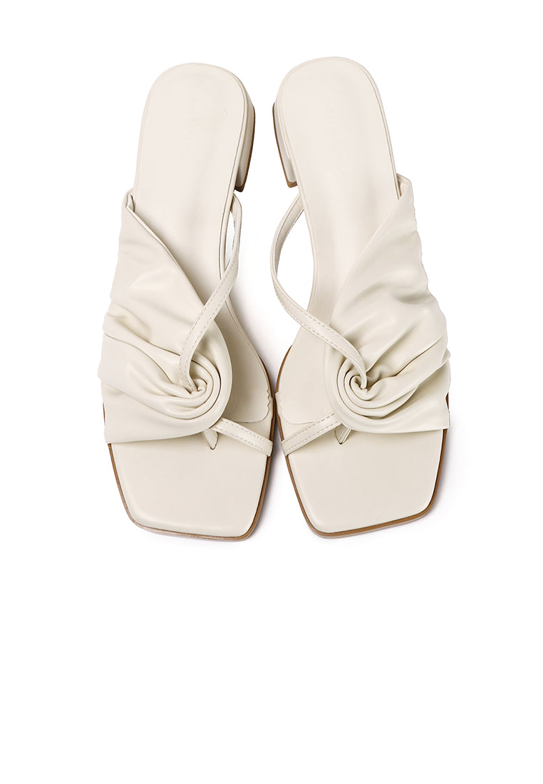 Hunera Asymmetric Pleated Low Heels Sandals (Cream)