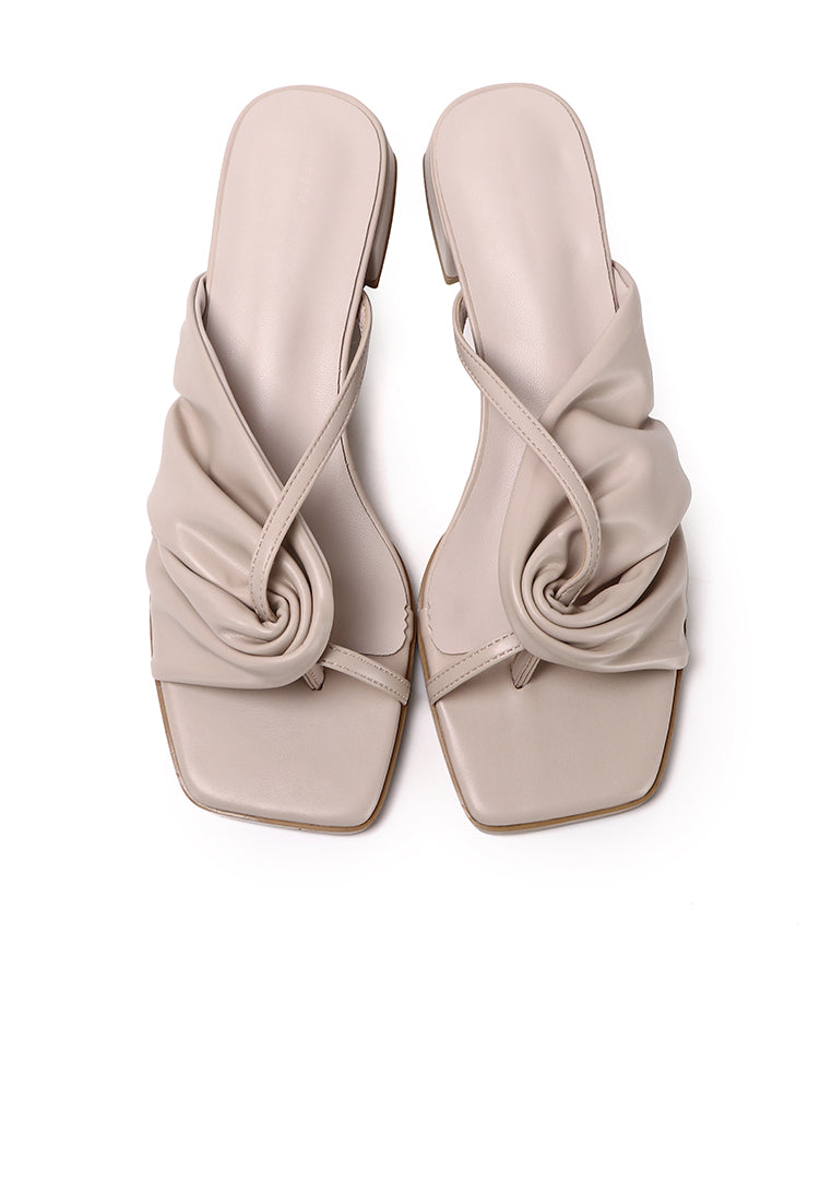Hunera Asymmetric Pleated Low Heels Sandals (Nude)