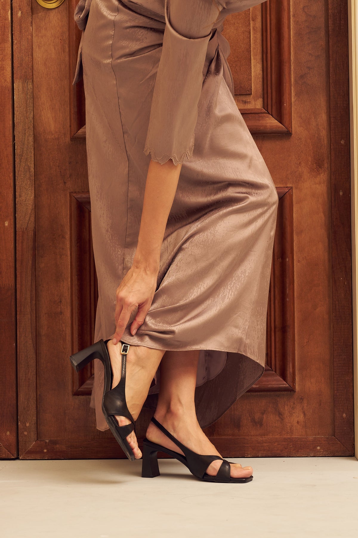 Helen Slingback Heels (Black)